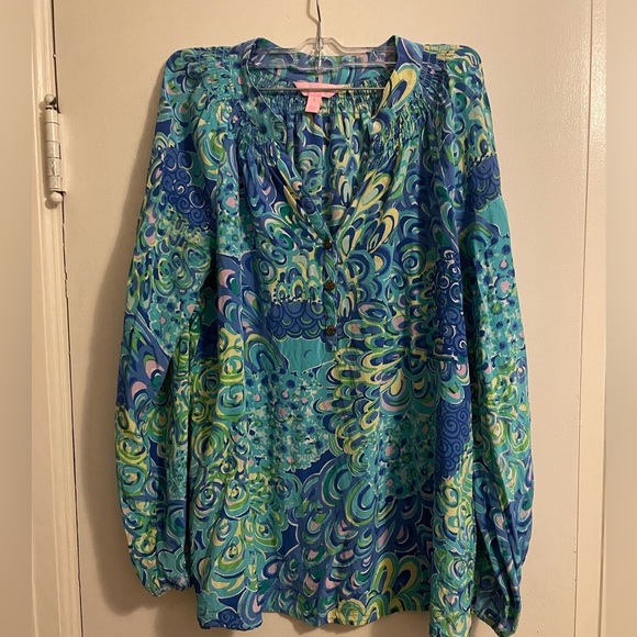 Lilly Pulitzer Lilly’s Lagoon Print Elsa Silk Sea Blue Top Blouse Size Small - Picture 2 of 13